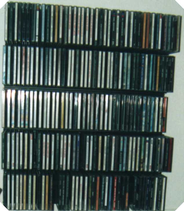 cdetik8_5FullCD.jpg (47615 bytes)